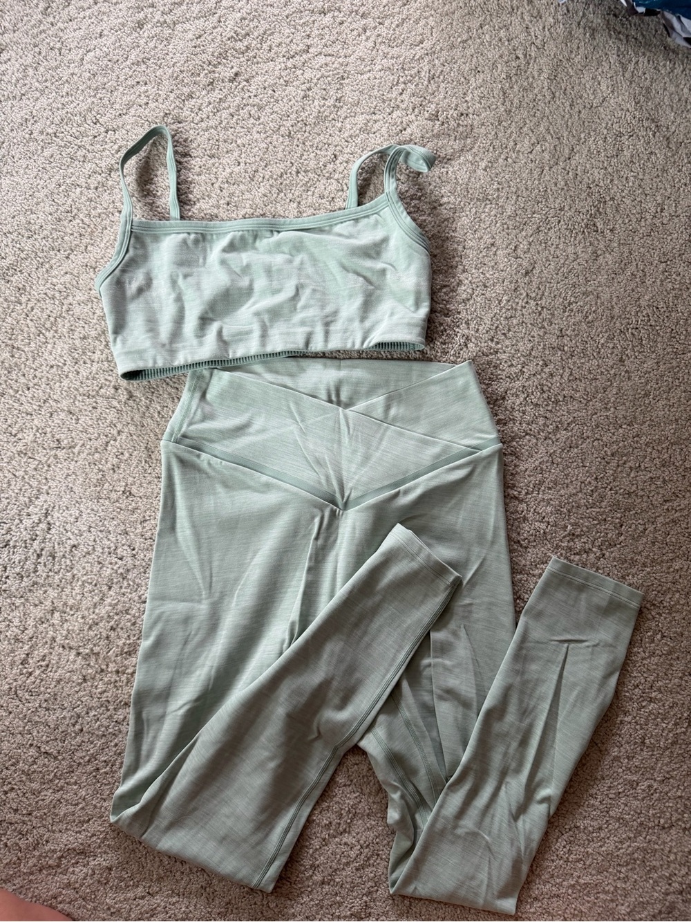 Seamless Sage Green High-Waist Leggings & Sports Bra Set
